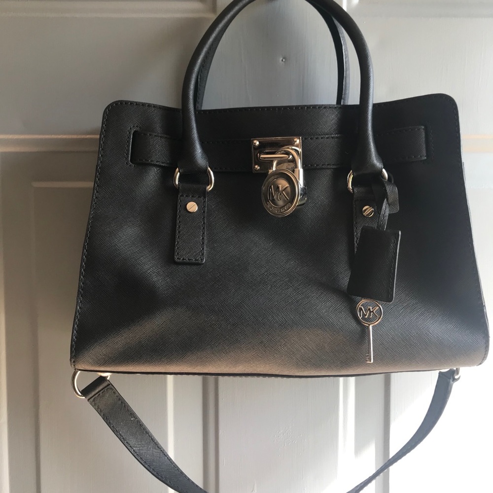 Michael Kors East West Hamilton Handbag